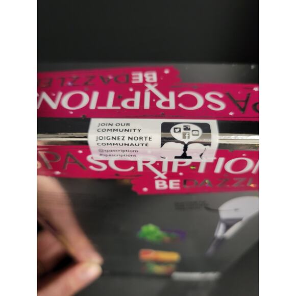 NIB Spascriptons Bedazzled Glitter Peel Off Facial Masks Self Care Set of 3 - Picture 3 of 7